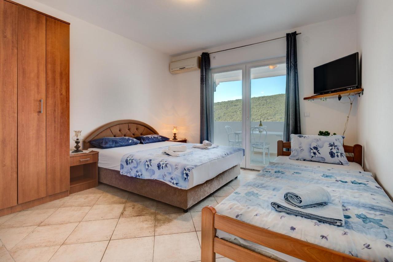 Apartments Vesna Tivat Exterior photo