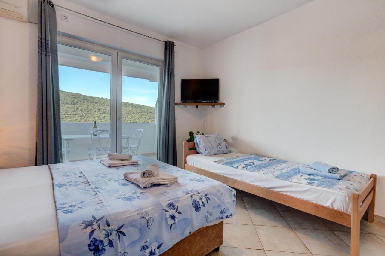 Apartments Vesna Tivat Exterior photo