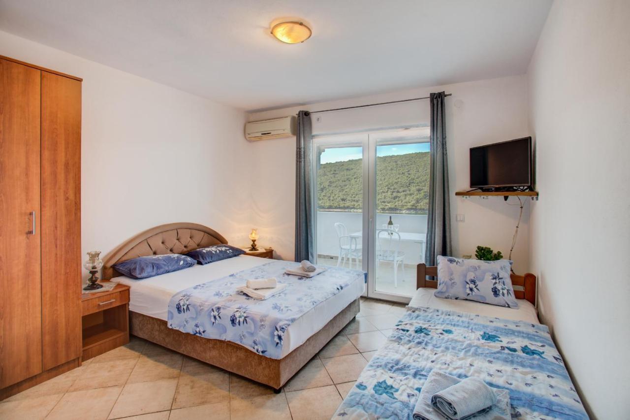 Apartments Vesna Tivat Exterior photo