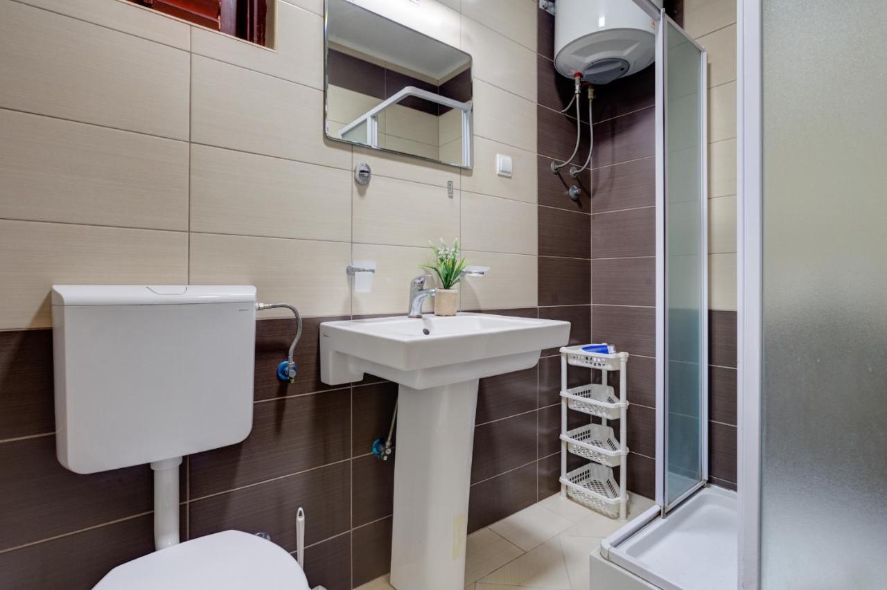 Apartments Vesna Tivat Exterior photo