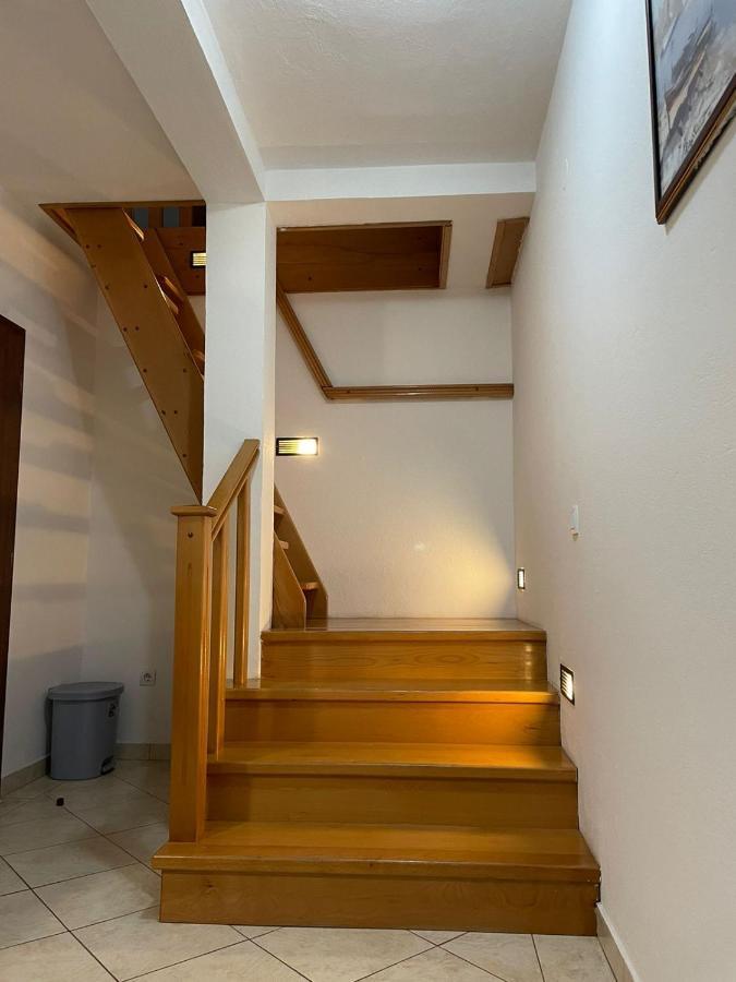 Apartments Vesna Tivat Exterior photo
