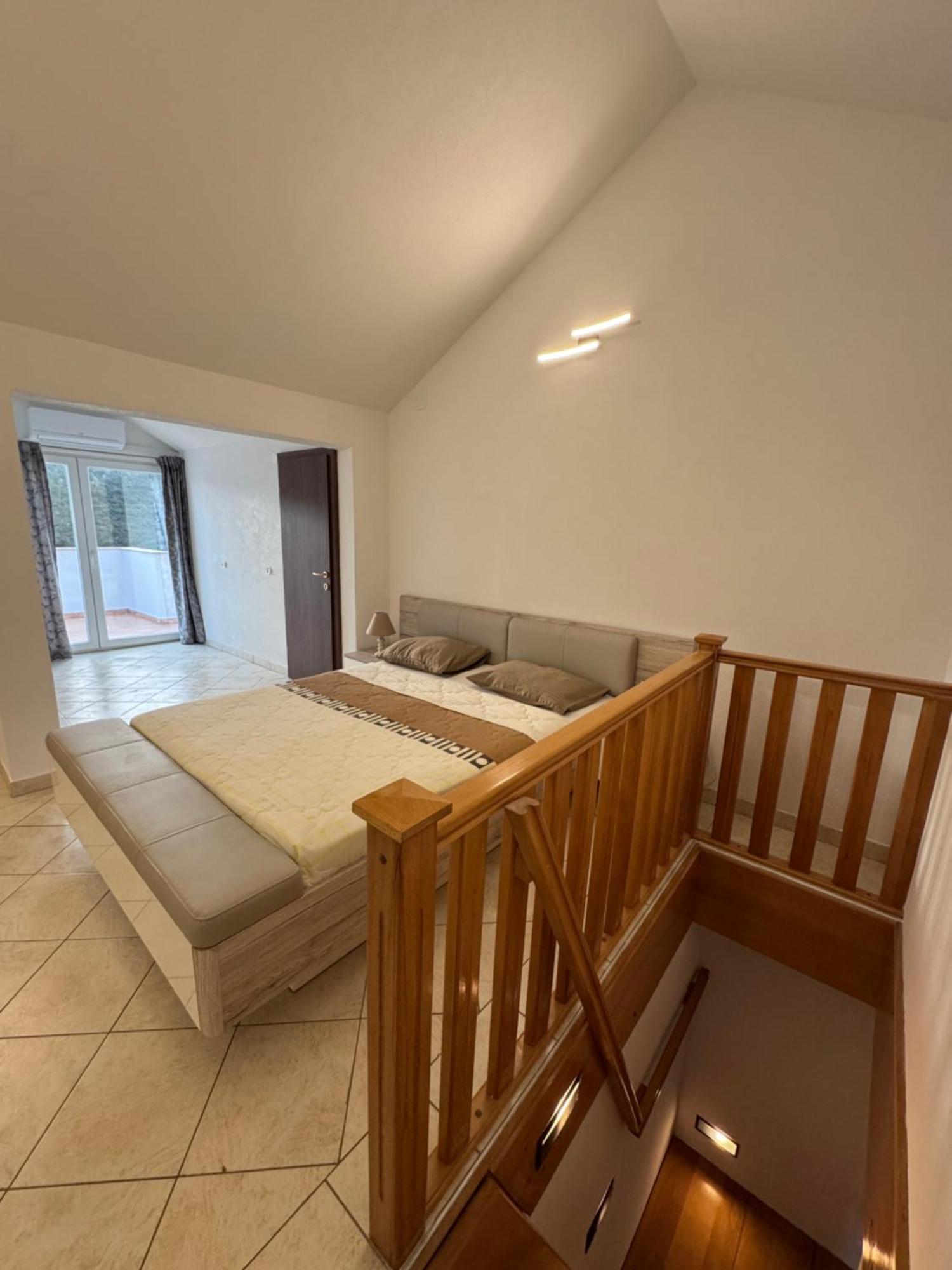 Apartments Vesna Tivat Exterior photo